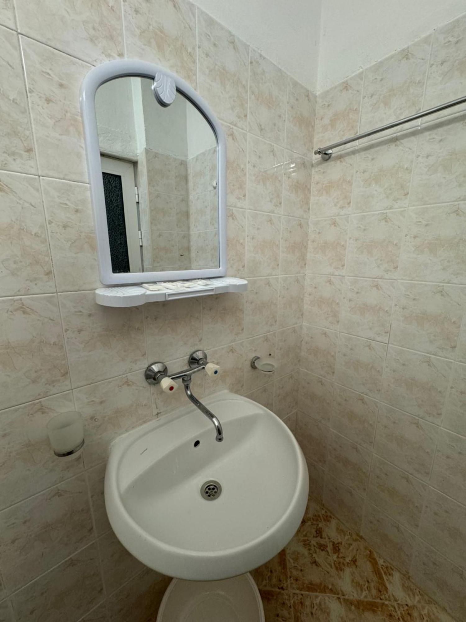 Hotel Laguna - Guest House Πριμόρσκο Εξωτερικό φωτογραφία