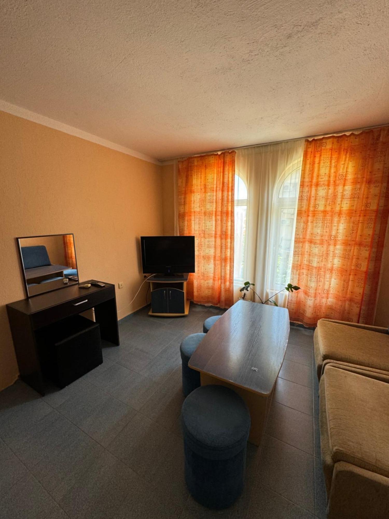 Hotel Laguna - Guest House Πριμόρσκο Εξωτερικό φωτογραφία